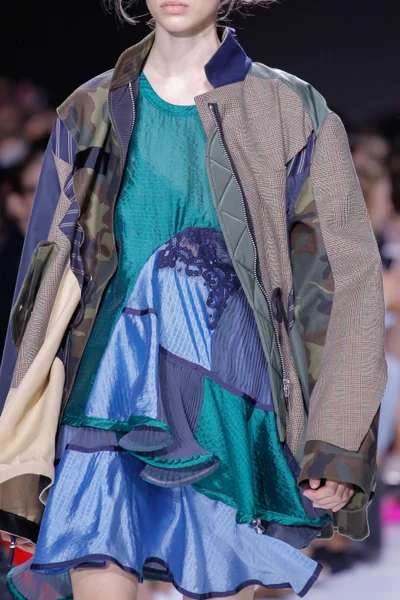 Look 7